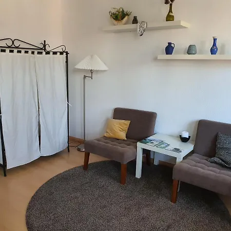 Nico Dominsel 아파트 *